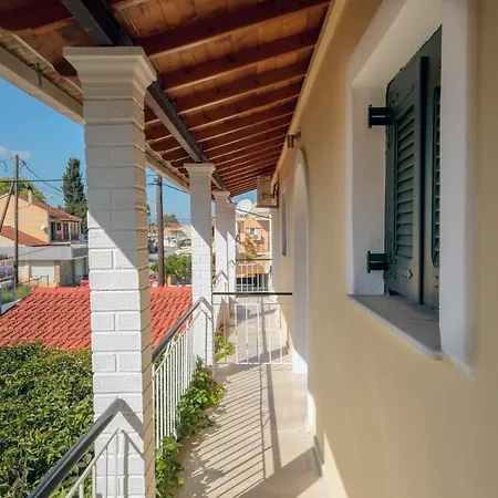 Apartment Elisavet Apts *