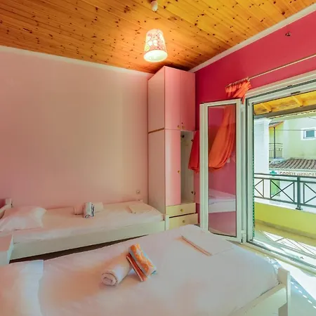 Elisavet Apts Apartment
